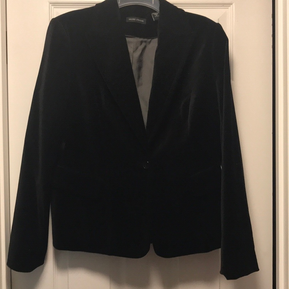 Valerie Stevens  women’s Blazer